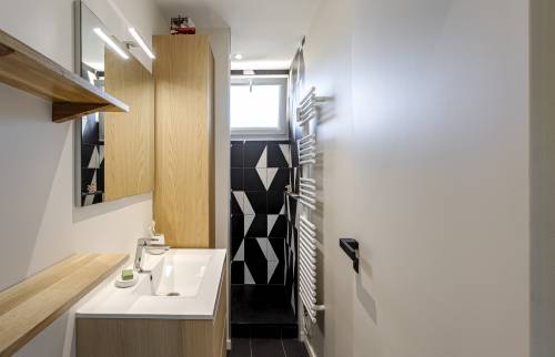 Salle de douche rénovée