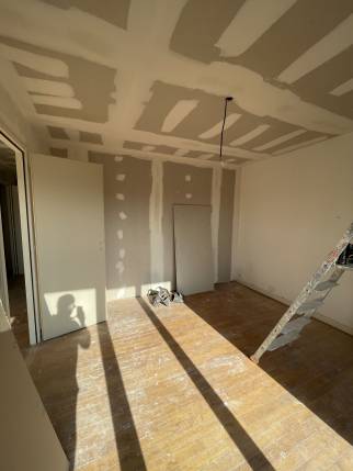 Chambre avant travaux de rénovation d'appartement - Valence 26000