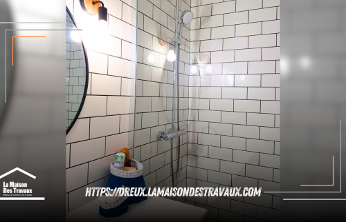 Saint André de l'Eure: Salle de Bain Transformée avec Style