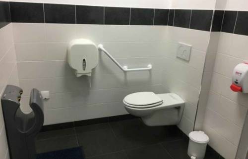 WC PMR Sanitaires Hommes La-Maison-des-Travaux-Rouen 