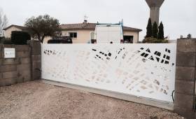 Portail blanc sur mesure Haguenau