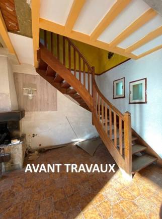 Cage d'escalier avant rénovation