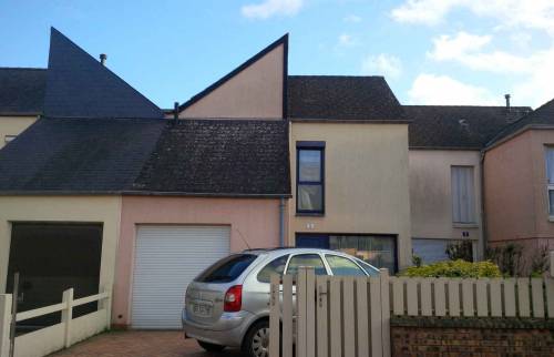 Photo avant surélévation au dessus d'un garage à Rennes