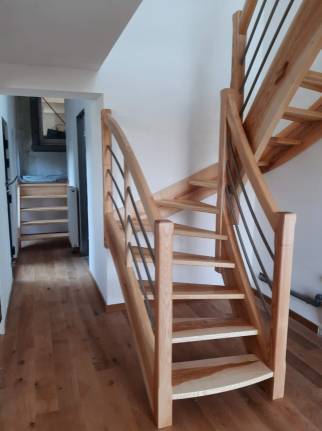 Escalier sur mesure à Village Neuf