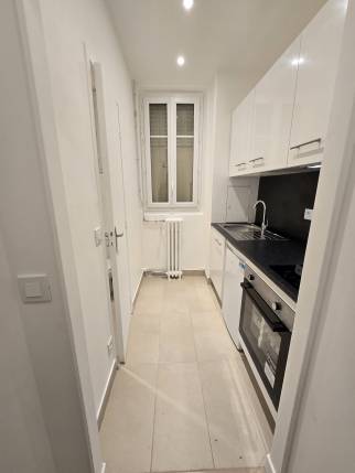 Rénovation complète de cuisine dans un appartement ancien à Sète (34200) après