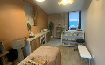 Salle de massage cosy La Maison Des Travaux Ales