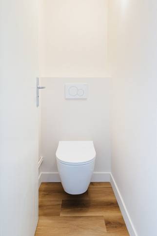 WC suspendu