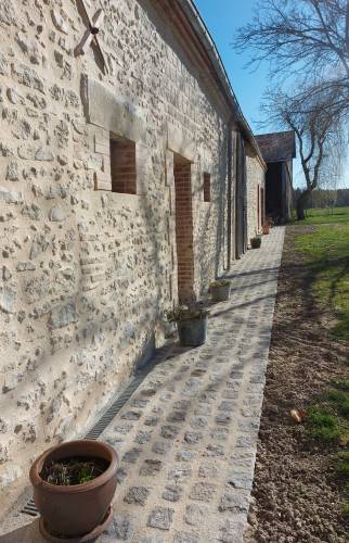 Façade côté jardin rénovée