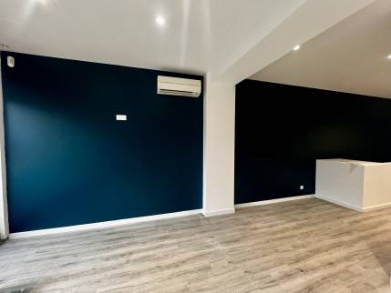 Modernisation d'une agence commerciale à Fréjus