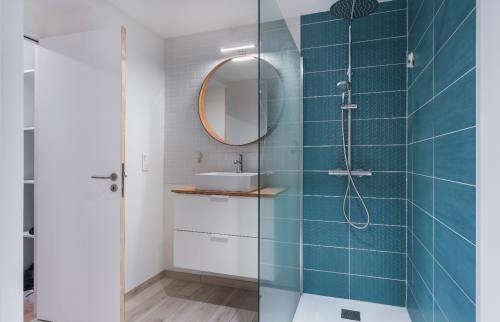 Création d'une salle de bain parentale