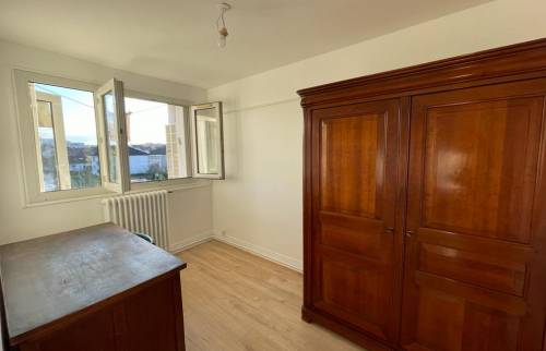 Pose d'un parquet stratifié