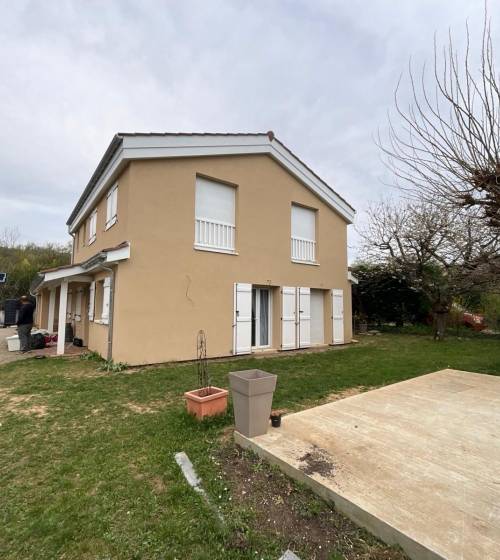 Vue finale après isolation de la toiture en laine de bois.