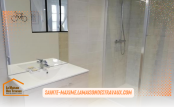 Transformation réussie d'une vieille maison en pierre à Sainte Maxime grâce à un courtier expert