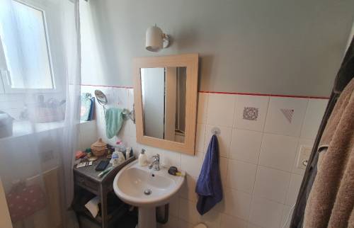 Avant : Salle d’Eau Mal Aménagée