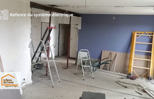 Travaux de rénovation à Agen : refonte complète du système électrique pour une installation sécurisée, conforme et adaptée aux nouveaux aménagements.
