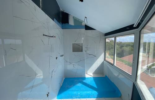 Salle de bain clé en main