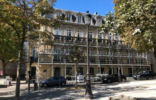 Ravalement d’une ambassade par La Maison Des Travaux de Paris Étoile