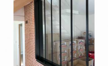 Verriere et ouverture mur La Maison des Travaux Rouen 2