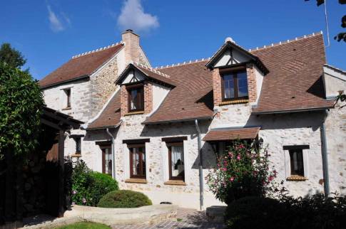 Couverture de toit après travaux de rénovation de toiture et ITE - Guignes 77390