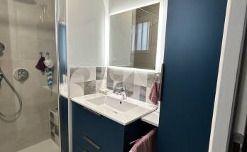 Salle d’eau parentale terminée – douche spacieuse et design contemporain à Bruz.