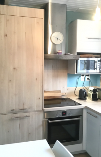 Chaque recoin de cette petite cuisine est exploité