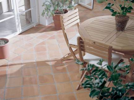 Terrasse intérieure à Mâcon