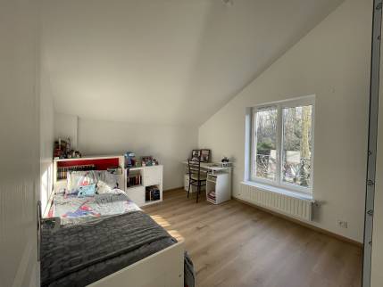 Deuxième chambre à l'étage de l'extension (Yerres 91330)