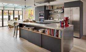 Cuisine ouverte sur salon et terrasse