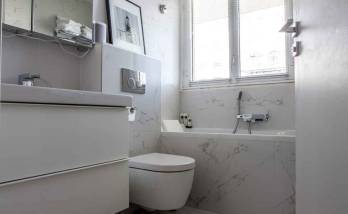 salle de bain en marbre à Boulogne Billancourt