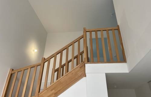 Séjour cathédrale et escalier avant création de mezzanine