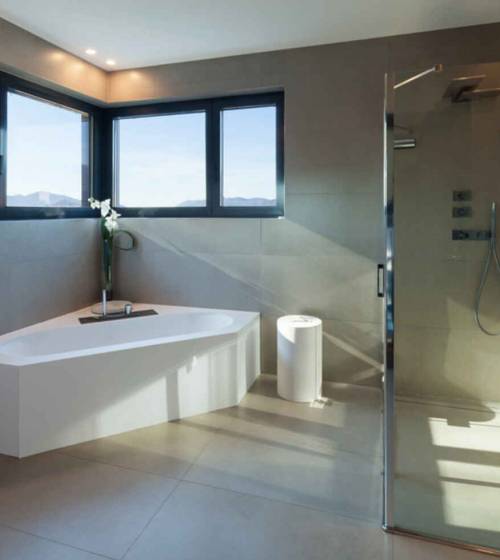 Réalisation d'une extension de salle de bain en bardage bois sur Balma.