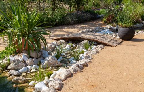 pont dans son jardin 