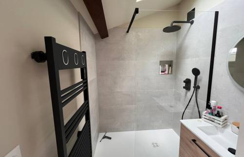 rénovation complète d’un appartement en cours d’acquisition (69340 FRANCHEVILLE)