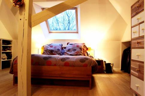Chambre parentale sous les combles Beaune
