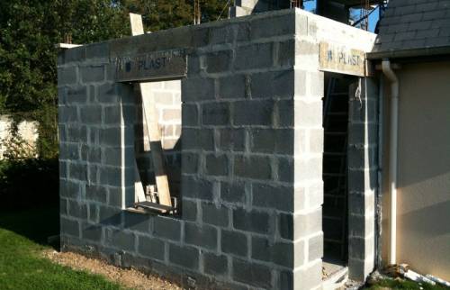 artisan maçon et Construction d’une extension à Décines-Charpieu (69150)