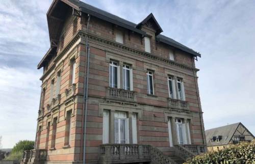 Changement des menuiseries extérieures d'un appartement à Trouville