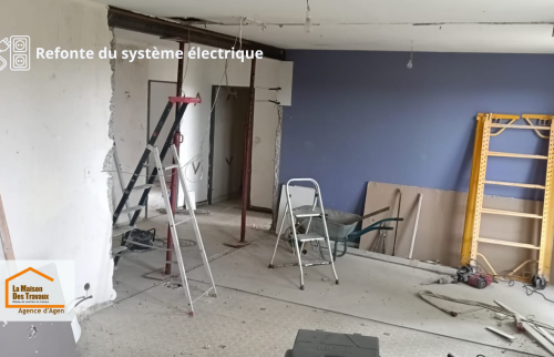 Travaux de rénovation à Agen : refonte complète du système électrique pour une installation sécurisée, conforme et adaptée aux nouveaux aménagements.