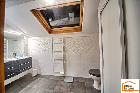Rénovation d'une salle de bain sous toiture (Vigneux-sur-Seine)