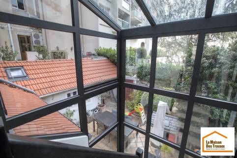 Véranda de la cage d'escalier (Essonne)