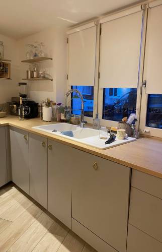 Cuisine avec fenêtres sur mesure