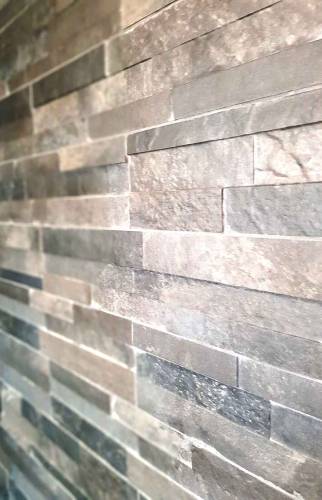 Installer un carrelage murale à Betton 