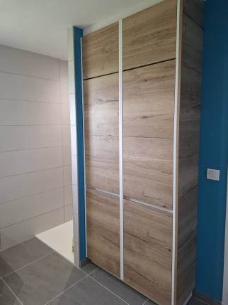 Rénovation de salle de bain avec meuble de rangement - Ambérieu-en-Bugey 01500
