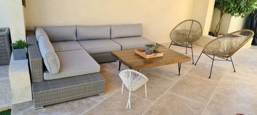 Terrasse en dalles de pierre