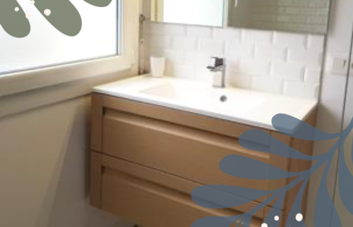 meuble lavabo fixé au mur avec succès