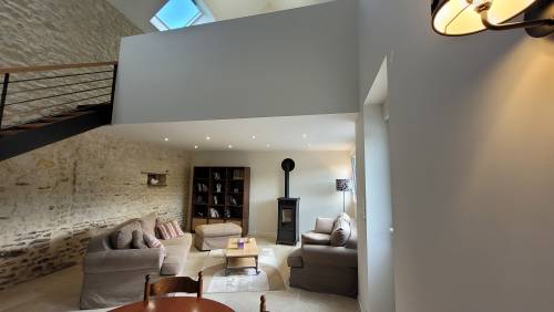 Le salon et la mezzanine