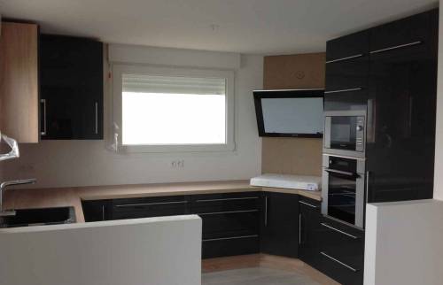 La cuisine en cours d'installation