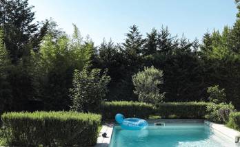 Construction d’une piscine dans une résidence secondaire