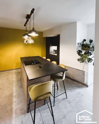 Montanay (69250) : Rénovation complète de cuisine : ilot central