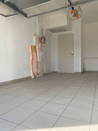 Aménagement de garage avec carrelage carrossable au sol - Montauban 82000