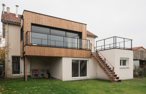 Surélévation de 20 m² aux Sorinières en Loire-Atlantique et création d'un toit terrasse